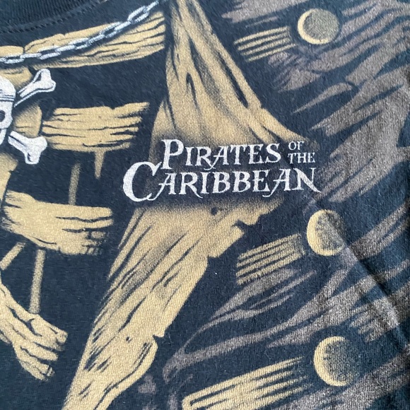 Disneyland Walt Disney World Pirates of the Caribbean Tee - Picture 2 of 3